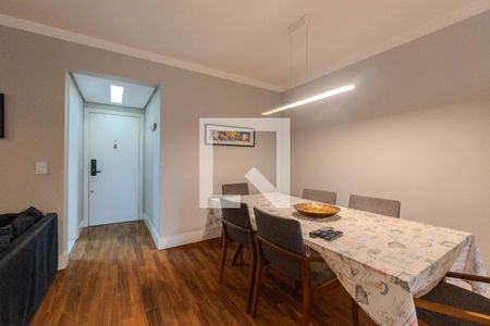 Apartamento à venda com 110m², 2 quartos e 1 vagaSala