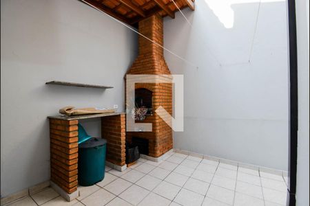 Casa à venda com 188m², 3 quartos e 2 vagas Casa à venda com 188m², 3 quartos e 2 vagasChurrasqueira