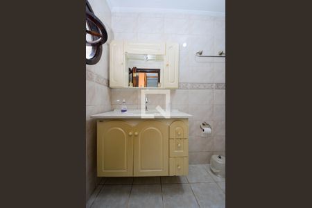 Casa à venda com 188m², 3 quartos e 2 vagas Casa à venda com 188m², 3 quartos e 2 vagasBanheiro da Suíte