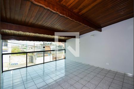 Casa à venda com 188m², 3 quartos e 2 vagas Casa à venda com 188m², 3 quartos e 2 vagasVaranda da Suíte