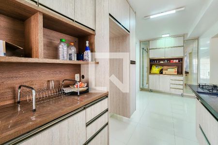 Apartamento à venda com 147m², 3 quartos e 2 vagasCozinha 