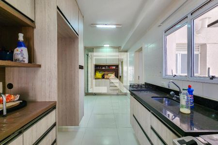 Apartamento à venda com 147m², 3 quartos e 2 vagasCozinha 