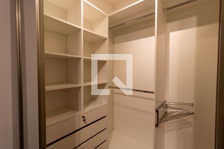 Apartamento à venda com 103m², 3 quartos e 1 vagaCloset da suíte