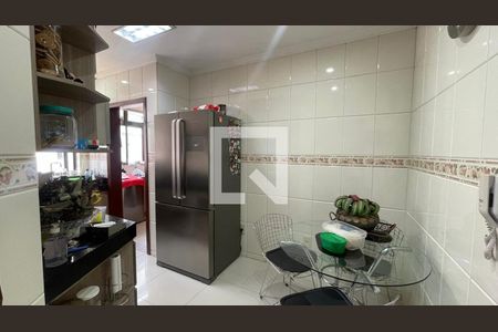 Cozinha de apartamento à venda com 5 quartos, 129m² em Jardim Riacho das Pedras, Contagem