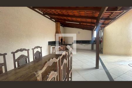 Varanda de apartamento à venda com 5 quartos, 129m² em Jardim Riacho das Pedras, Contagem