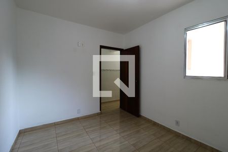 Quarto de casa à venda com 2 quartos, 94m² em Santa Maria, Santo André