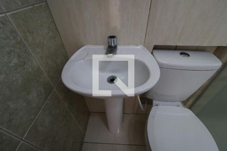 Casa à venda com 94m², 2 quartos e 1 vagaBanheiro Social - Pia