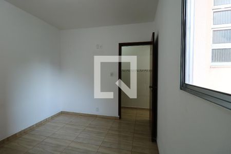 Quarto de casa à venda com 2 quartos, 94m² em Santa Maria, Santo André