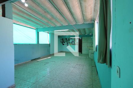 Casa à venda com 94m², 2 quartos e 1 vagaÁrea de Serviço