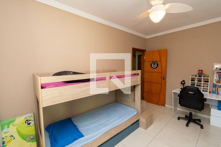 Casa à venda com 229m², 4 quartos e 5 vagas Casa à venda com 229m², 4 quartos e 5 vagasQuarto 1