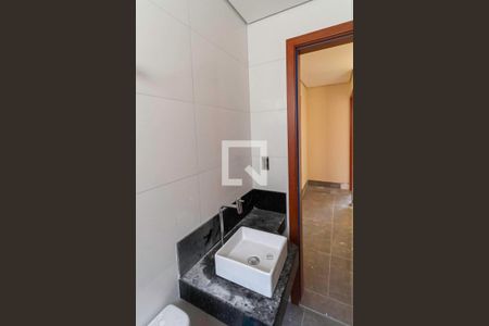 Apartamento à venda com 90m², 3 quartos e 2 vagas Apartamento à venda com 90m², 3 quartos e 2 vagasBanheiro social