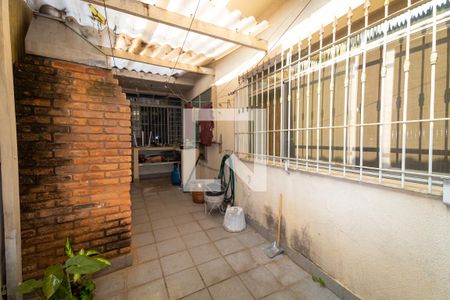 Casa à venda com 350m², 4 quartos e 5 vagasÁrea externa 