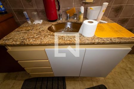 Casa à venda com 350m², 4 quartos e 5 vagasBanheiro 