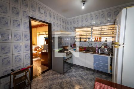 Casa à venda com 350m², 4 quartos e 5 vagasCozinha 