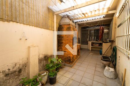 Casa à venda com 350m², 4 quartos e 5 vagasÁrea externa 