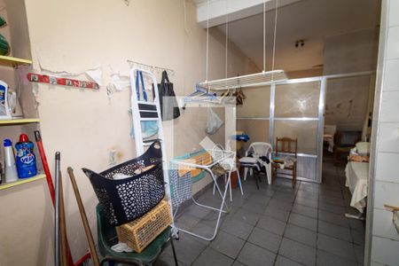 Casa à venda com 350m², 4 quartos e 5 vagaslavanderia 