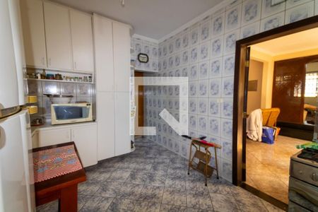 Casa à venda com 350m², 4 quartos e 5 vagasCozinha 