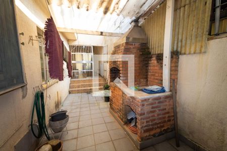 Casa à venda com 350m², 4 quartos e 5 vagasÁrea externa 