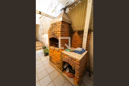 Casa à venda com 350m², 4 quartos e 5 vagasÁrea externa 