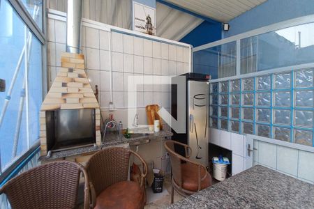 Casa para alugar com 284m², 4 quartos e 4 vagasÁrea comum - Churrasqueira