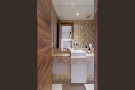 Apartamento à venda com 142m², 3 quartos e 2 vagasBanheiro