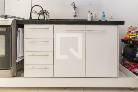 Apartamento à venda com 57m², 2 quartos e 1 vaga Apartamento à venda com 57m², 2 quartos e 1 vagaCozinha