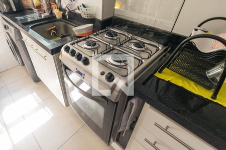 Apartamento à venda com 57m², 2 quartos e 1 vaga Apartamento à venda com 57m², 2 quartos e 1 vagaCozinha - Fogão