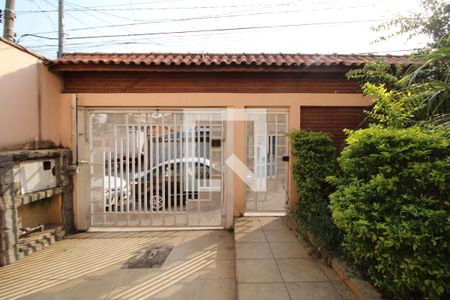 Casa à venda com 240m², 4 quartos e 4 vagasGaragem