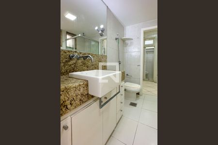 Apartamento para alugar com 110m², 3 quartos e 1 vaga Apartamento para alugar com 110m², 3 quartos e 1 vagaSuíte