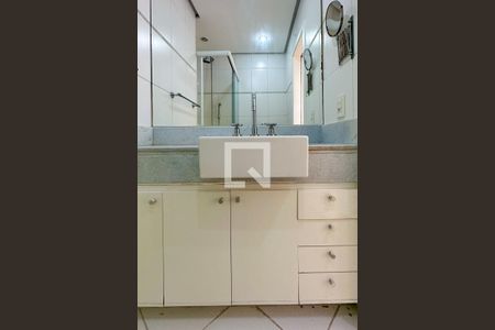 Apartamento para alugar com 110m², 3 quartos e 1 vaga Apartamento para alugar com 110m², 3 quartos e 1 vagaBanheiro Social