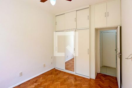 Quarto 01 de apartamento para alugar com 3 quartos, 110m² em Copacabana, Rio de Janeiro