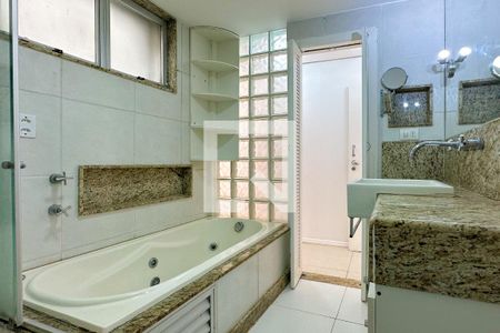 Apartamento para alugar com 110m², 3 quartos e 1 vaga Apartamento para alugar com 110m², 3 quartos e 1 vagaSuíte