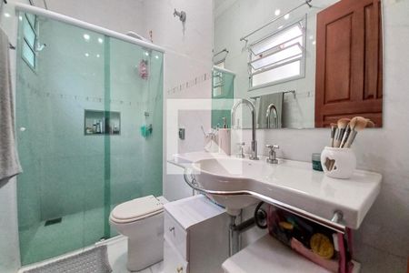 Casa à venda com 137m², 3 quartos e 3 vagasBanheiro da Suíte