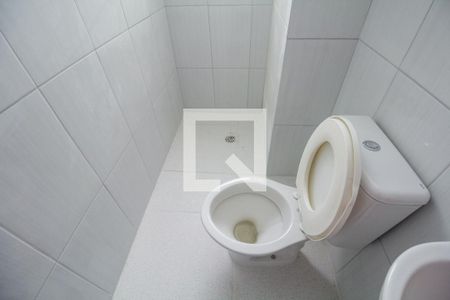 Apartamento à venda com 45m², 2 quartos e sem vaga Apartamento à venda com 45m², 2 quartos e sem vagaBanheiro