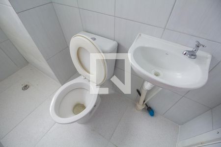 Apartamento à venda com 45m², 2 quartos e sem vaga Apartamento à venda com 45m², 2 quartos e sem vagaBanheiro