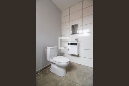 Casa para alugar com 35m², 1 quarto e sem vaga Casa para alugar com 35m², 1 quarto e sem vagaBanheiro