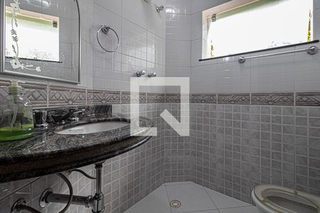 Casa à venda com 600m², 7 quartos e 6 vagas Casa à venda com 600m², 7 quartos e 6 vagasBanheiro
