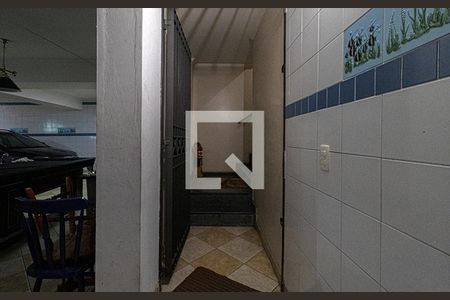 Casa à venda com 600m², 7 quartos e 6 vagas Casa à venda com 600m², 7 quartos e 6 vagasAcesso para garagem