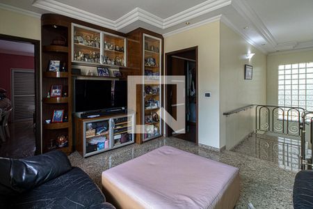 Casa à venda com 600m², 7 quartos e 6 vagas Casa à venda com 600m², 7 quartos e 6 vagasSala de vídeo