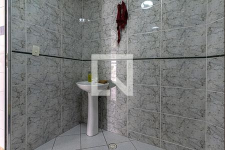 Casa à venda com 600m², 7 quartos e 6 vagas Casa à venda com 600m², 7 quartos e 6 vagasBanheiro na garagem