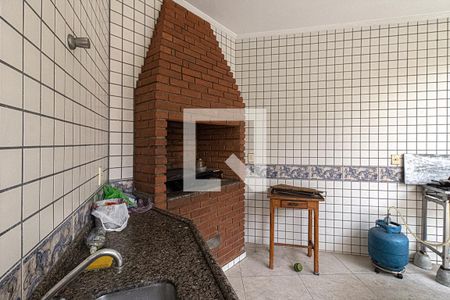 Casa à venda com 600m², 7 quartos e 6 vagas Casa à venda com 600m², 7 quartos e 6 vagasChurrasqueira