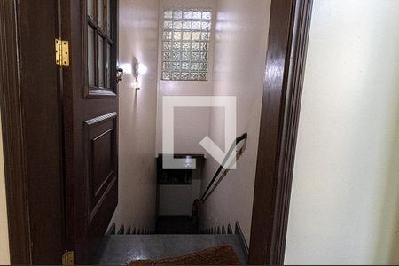 Casa à venda com 600m², 7 quartos e 6 vagas Casa à venda com 600m², 7 quartos e 6 vagasAcesso para garagem