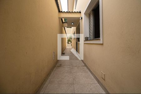 Casa à venda com 600m², 7 quartos e 6 vagas Casa à venda com 600m², 7 quartos e 6 vagasCorredor