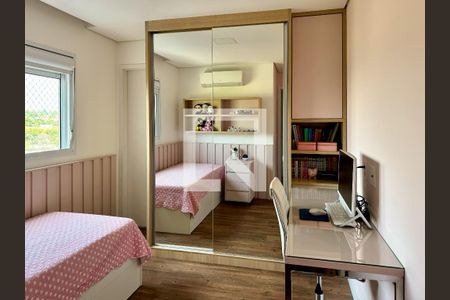 Apartamento à venda com 136m², 3 quartos e 2 vagasSuíte 2