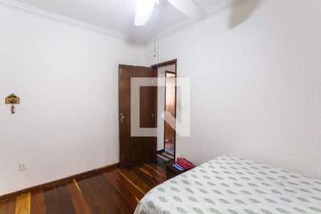 Casa à venda com 300m², 5 quartos e 5 vagas Casa à venda com 300m², 5 quartos e 5 vagasQuarto 2