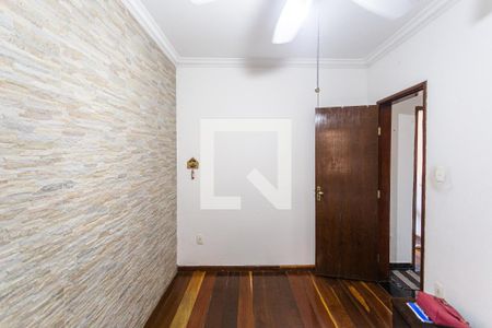 Casa à venda com 300m², 5 quartos e 5 vagas Casa à venda com 300m², 5 quartos e 5 vagasQuarto 2