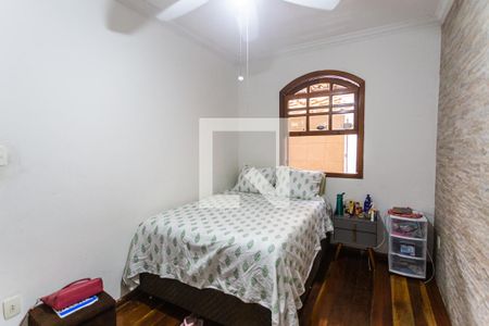 Casa à venda com 300m², 5 quartos e 5 vagas Casa à venda com 300m², 5 quartos e 5 vagasQuarto 2