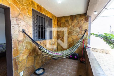 Casa à venda com 300m², 5 quartos e 5 vagas Casa à venda com 300m², 5 quartos e 5 vagasVaranda da Sala da Casa dos Fundos