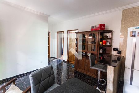 Casa à venda com 300m², 5 quartos e 5 vagas Casa à venda com 300m², 5 quartos e 5 vagasCopa