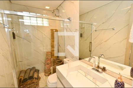 Apartamento à venda com 158m², 4 quartos e 2 vagasBanheiro social